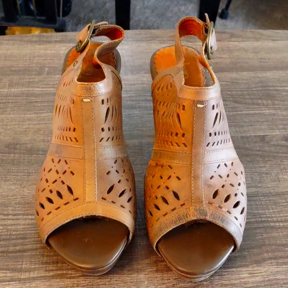 Cutout Open Toe Leather Upper Heels, Size 7
